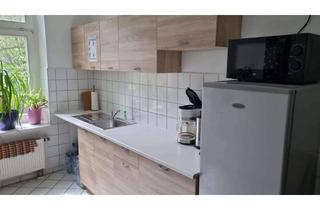 Wohnung mieten in Henriettenstraße 67, 09112 Kaßberg, 2 RWE im 1.OG mit Balkon!, Einbauküche! WG geeignet! Bad mit Dusche und Badewanne