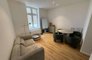 Wohnung mieten in Weserstraße 15, 60329 Bahnhofsviertel, Design trifft Altbaucharme: Voll möblierte 2-Zimmer-Wohnung im Herzen Frankfurts