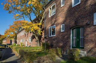Wohnung mieten in Hollwisch 20, 24143 Gaarden-Ost, Gemütliche 2-Zimmer-Dachgeschosswohnung in Kiel zu vermieten