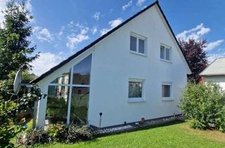 Haus kaufen in 95478 Kemnath, Haus mit Wintergarten Grüne Randlage + Küchenterrasse verglast +Hoher Wohnwert - Große Räume