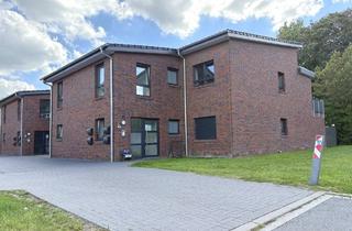 Wohnung kaufen in 26954 Nordenham, Neuwertige, vermietete Eigentumswohnung mit Balkon und Carport