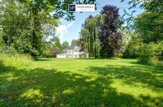Villa kaufen in 82057 Icking, Eine eigene Welt: Architektenvilla verborgen auf parkähnlichem Grundstück, mit über 8000 m² Grund