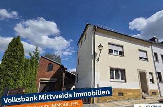 Haus kaufen in 09217 Burgstädt, Burgstädt - Viel Platz & viele Möglichkeiten: Reihenendhaus mit Wintergarten, Garage, Werkstatt und Nebengelass!