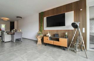 Wohnung kaufen in 48683 Ahaus, Einziehen und wohlfühlen: Komplett kernsanierte 3-Zimmer-Wohnung mit Balkon in Ahaus-Wüllen