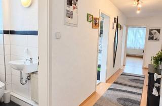 Wohnung kaufen in Sturmfederstr. 11, 70437 Zazenhausen, Charmante 4-Zimmer-Dachgeschosswohnung mit Stellplatz in ruhiger Lage von Stuttgart-Zazenhausen