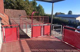Wohnung mieten in 76835 Roschbach, Erstbezug nach Renovierung - Helle und großzügige Obergeschosswohnung - große Dachterrasse - ruhige