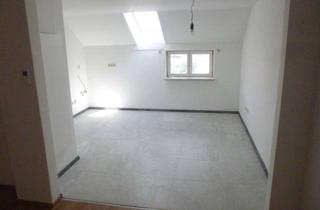 Wohnung mieten in Gablonzer Ring 49, 87600 Kaufbeuren, 3 Zimmer- Dachgeschosswohnung mit Gartennutzung