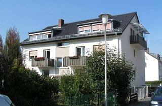 Wohnung mieten in Traubenweg, 64342 Seeheim-Jugenheim, Helle 3-Raum-Dachgeschosswohnung (ohne Balkon) in Seeheim