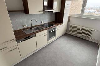 Wohnung mieten in Daimlerstraße, 89250 Senden, Helle 2,5-Zimmer-Wohnung mit Süd-Loggia & schönem Ausblick in Senden