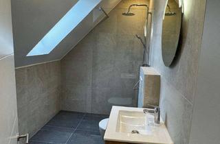 Wohnung mieten in 30419 Ledeburg, Frisch sanierte 3-Zi.-DG-Wohnung mit EBK in Hannover-Ledeburg