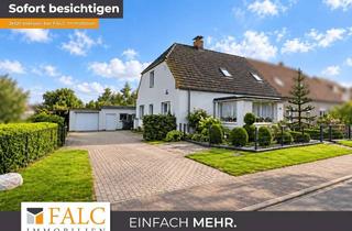 Doppelhaushälfte kaufen in 23942 Dassow, ***Wohnen am Dorfteich – Doppelhaushälfte mit großem Grundstück und Nebengebäuden***