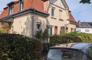 Doppelhaushälfte kaufen in Kolberger Weg, 65931 Zeilsheim, Exklusives Verkaufsangebot: Denkmalgeschützte Doppelhaushälfte mit Seltenheitswert & viel Potenzial