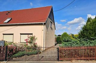 Doppelhaushälfte kaufen in Siedlungsweg 20, 09661 Striegistal, Platz für Ihre Ideen: Kleine Doppelhaushälfte in schöner Ortsrandlage im Kreis Mittelsachsen