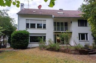 Haus kaufen in Farnstr. 24, 90480 Nürnberg, Einmalig! Idyllisches Grundstück mit 2-Fam.Haus, renov.bedürftig, begehrte ruhige Wohnlage