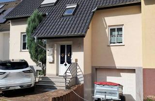 Reihenhaus kaufen in 15890 Eisenhüttenstadt, Zauberhaftes Reihenhaus mit erstaunlich viel Platz und Einliegerwohnung!