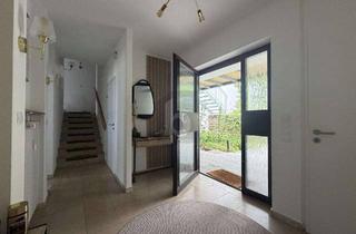 Wohnung kaufen in 54340 Leiwen, MOSELBLICK TRIFFT WOHNFREIHEIT