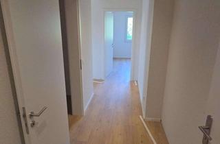 Wohnung mieten in 76706 Dettenheim, Neubau/Erstbezug: Helle 3-Zimmer-Wohnung mit Loggia, Einbauküche und 2 Stellplätzen