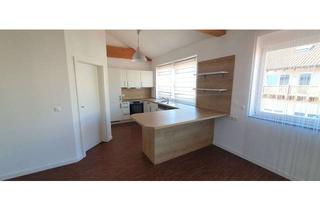 Lofts mieten in 63843 Niedernberg, Freundliche und helle 2-Raum-Loft-Wohnung mit gehobener Innenausstattung in Niedernberg