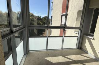 Wohnung mieten in Ober-Ramstädter Weg 42, 64354 Reinheim, Lichtdurchflutete 3-Raum Wohnung mit Wintergarten