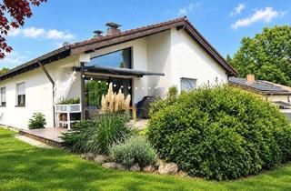 Einfamilienhaus kaufen in 75328 Schömberg, Attraktives, freistehendes Einfamilienhaus mit Einliegerwohnung - Provisionsfrei!