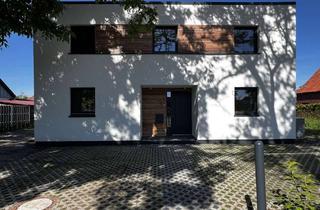Haus mieten in 31547 Rehburg-Loccum, *Stadt Rehburg* moderner Neubau mit Terrasse und Garten.
