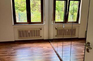 Wohnung kaufen in 54306 Kordel, Kordel - Wohnen im Grünen und schnell in Trier, 2-Zi-Wohnung mit Loggia