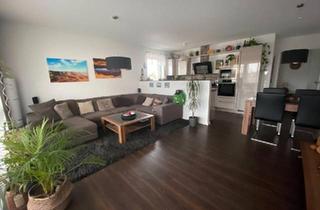 Wohnung kaufen in 30880 Laatzen, Laatzen - Neuwertige und moderne 3,5 4 Zimmer Eigentumswohnung mit Garage