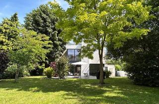 Villa kaufen in 30629 Hannover, Hannover - Moderne Bauhausvilla 215 qm auf 459 qm (Option auf 918 qm)