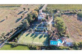 Villa kaufen in Tal, 80331 München, München - Luxury 550 sqm Unfurnished Villa with Pool & Tennis Court (Italy)