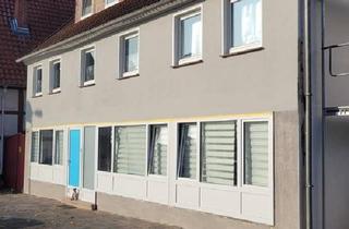 Mehrfamilienhaus kaufen in 32839 Steinheim, Steinheim - Mehrfamilienhaus mit 4 Wohnungen, Garten, Garage & Stellplätze