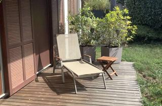 Wohnung kaufen in Lilienthalstraße 39, 66117 Saarbrücken, Gepflegte Eigentumswohnung mit großer Holzterrasse auf der Bellevue
