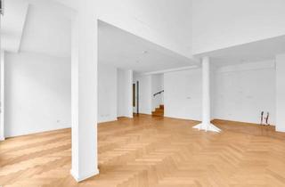 Wohnung kaufen in 12555 Köpenick, Einzigartige Maisonette in Wassernähe