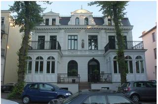 Wohnung mieten in Wachtlerstraße, 18119 Seebad Warnemünde, Charmante Souterrain Wohnung in historischer Villa