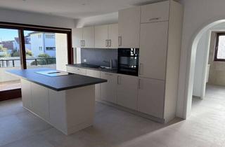 Wohnung mieten in 70794 Filderstadt, Erstbezug nach Sanierung: 108 m², 4 Zimmer, Südbalkon, Garage & EBK
