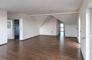 Wohnung mieten in Am Grohberg 10, 97705 Burkardroth, Erstbezug nach umfassender Sanierung – großzügige 112 m² DG-Wohnung mit Balkon und 2 Stellplätzen