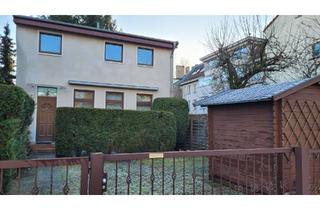 Wohnung mieten in Aßmannstraße 18, 12587 Friedrichshagen, EFH: 3-Zimmer-Altbau mit Stellplatz, Garten, Sauna