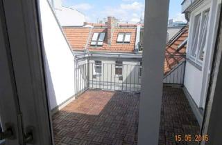 Wohnung mieten in Pestalozzistraße 33, 10627 Charlottenburg, Großzügig wohnen in Charlottenburg: 4-Zimmer-Dachgeschosswohnung mit Terrasse