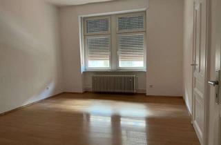 Wohnung mieten in Robert-Mayer-Str. 46, 60486 Bockenheim, Gemütliche 3-Zimmer-Wohnung im Altbau