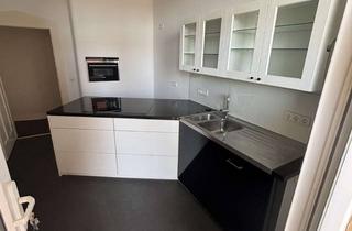 Wohnung mieten in Bahnhofstraße 38, 67487 Maikammer, Wunderschöne Altbauwohnung, 3,5 Zimmer Wohnung in Maikammer