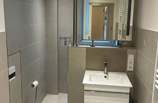 Wohnung mieten in Graunstraße, 13355 Wedding, Helle 2-Zi.-Wohnung mit 2 Balkonen direkt am Mauerpark - möbliert, ab 01.11