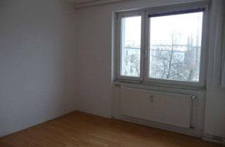 Wohnung mieten in Pflugstraße, 10115 Mitte, Helle 2-Zimmerwohnung Nähe U-Bahn Schwarzkopfstr.