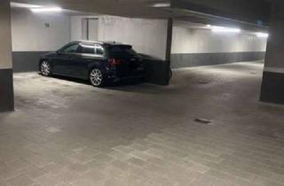 Garagen mieten in Bernfurter Straße 12, 92318 Neumarkt, Großer Stellplatz, Tiefgarage, Innenstadt, Garage, Oldtimer, Dauerparker, Neumarkt, zentral