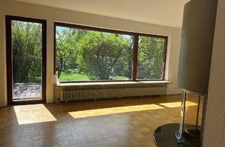 Doppelhaushälfte kaufen in 90491 Erlenstegen, Großzügige Doppelhaushälfte in ruhiger Seitenstraße in Erlenstegen