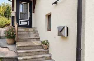 Doppelhaushälfte kaufen in Oberstenfelder Straße 21, 71723 Großbottwar, Stilvoll modernisiert: Doppelhaushälfte in Großbottwar