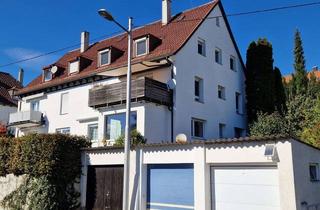 Wohnung kaufen in Edisonstraße 29, 70439 Zuffenhausen, Renovierte Maisonette mit Südbalkon, Garage, Klimaanlage und vier Kellerräumen