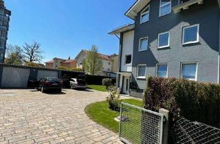 Wohnung mieten in 83026 Rosenheim, Sonnige 3-Raum-Wohnung mit Balkon in Rosenheim