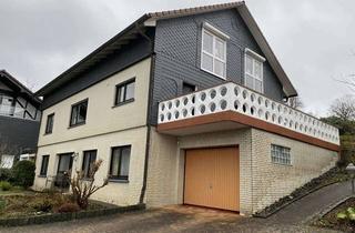 Einfamilienhaus kaufen in Ernst-Menne-Weg 3a, 57076 Siegen, Viel Platz für den Alltag in diesem großzügigen Einfamilienhaus in Siegen