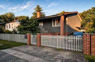 Haus kaufen in Menzelstraße 30a, 03042 Branitz, Preis VB - Branitzer Siedlung Bungalow mit Pool von privat