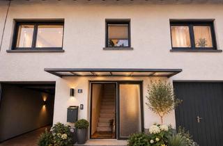 Haus kaufen in 76547 Sinzheim, +++Halbfreistehendes Familienhaus mit Einliegerwohnung, Ausbaureserve, Garage & Carport+++