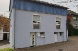 Haus mieten in 66629 Freisen, Freundliches Haus mit 2,5 Zimmern und Einbauküche in Oberkirchen